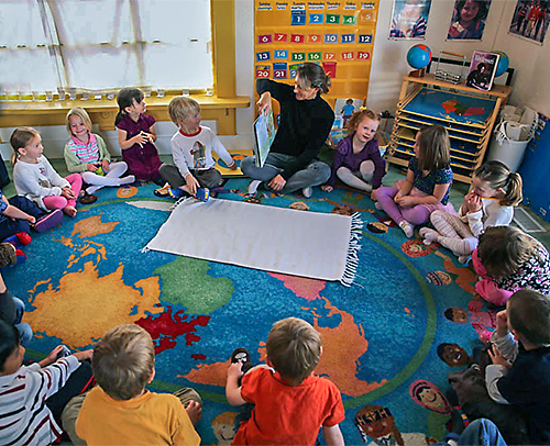 MontessoriClassroom4 "Circle Time" with Sarah Harrigan